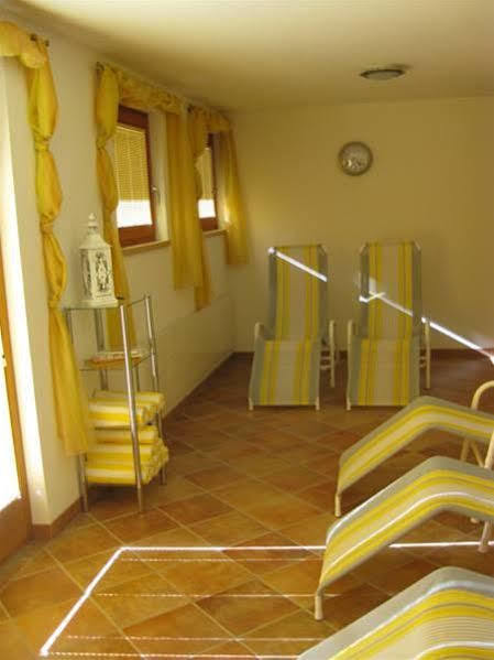 Arch San Martin Hotel Samnaun Exterior foto
